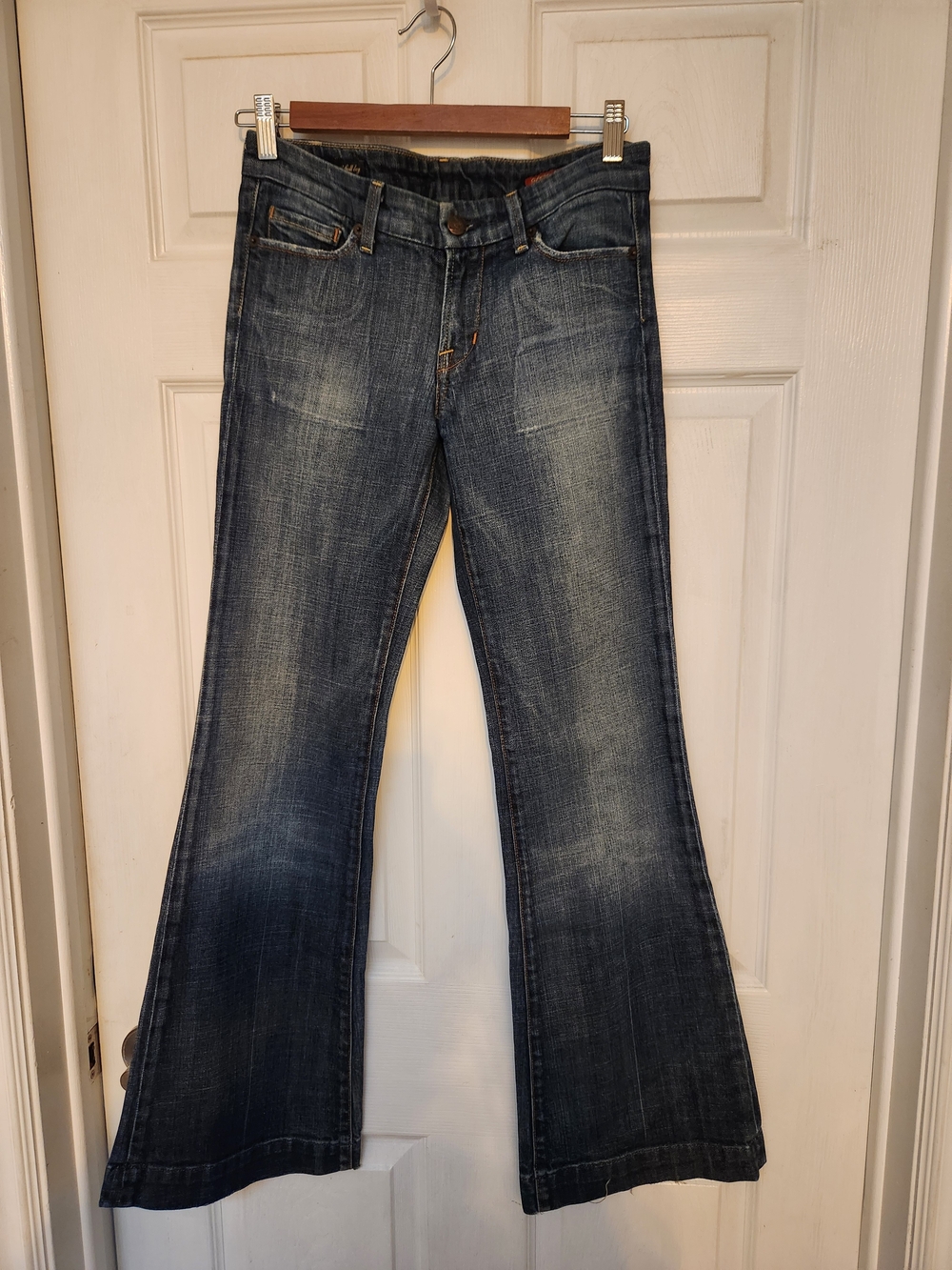 Faye #003 Low Waist Jeans: Citizens of Humanity